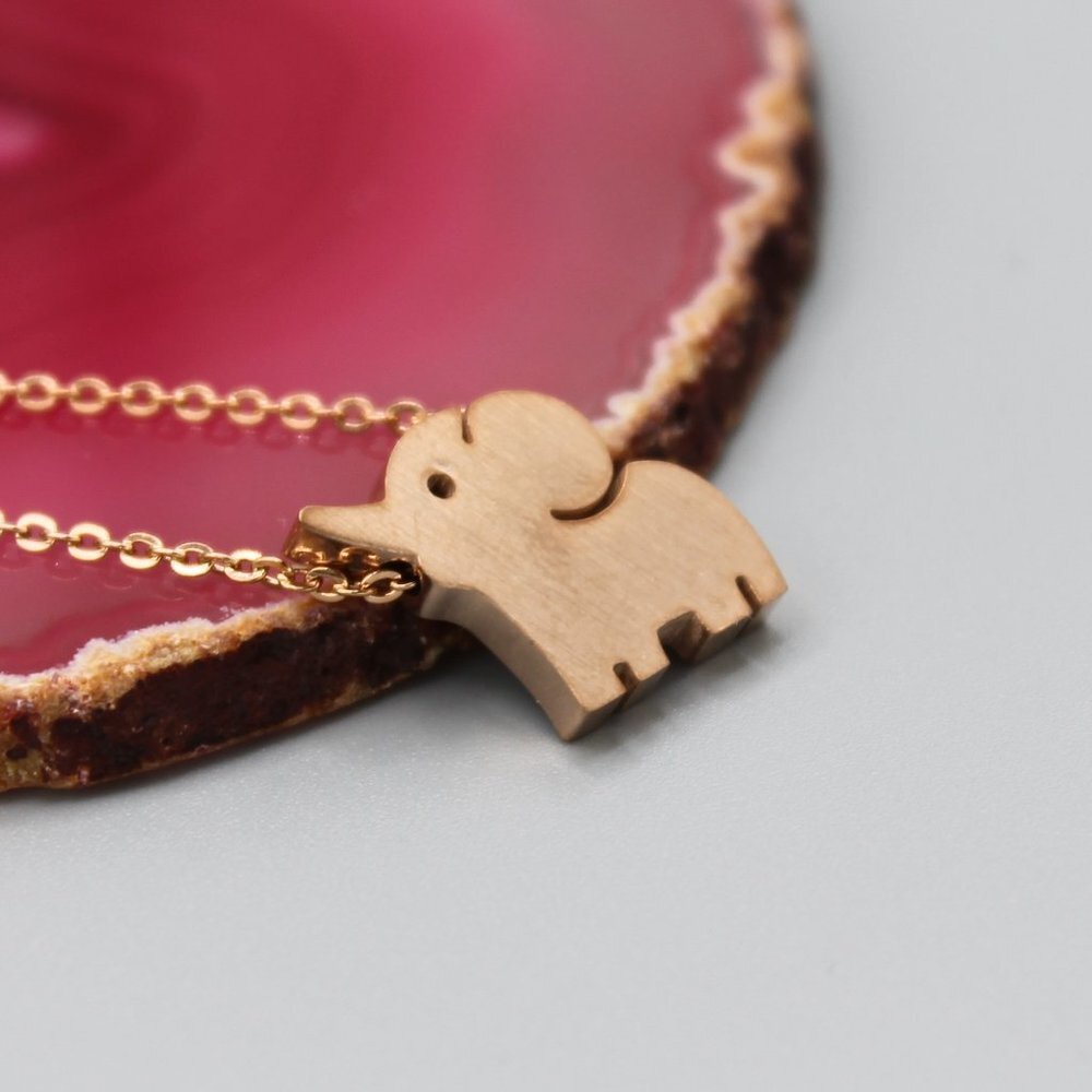 Jewelry necklace pendant elephant animal dainty minimalist new rose gold tone
